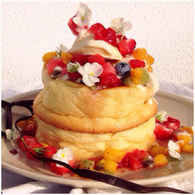 ふわふわ!厚焼きメレンゲパンケーキ